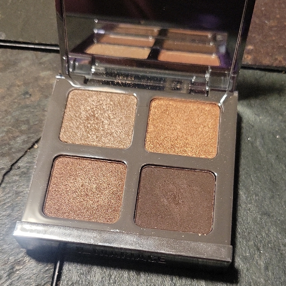 IL MAKIAGE Eyeshadow Palette - Bronze and Chocolate Hues